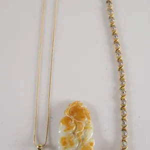 Lot of Assorted Jewelry