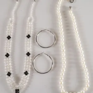 Lot of Assorted Jewelry