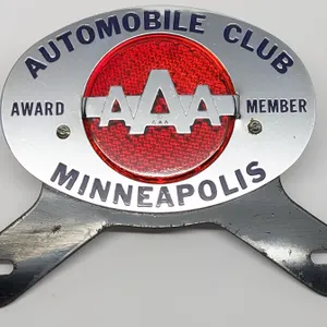 BRASS & GLASS LICENSE PLATE TOPPER SIGN TRIPLE A AAA AWARD MEMBER AUTOMOBILE CLUB MINNEAPOLIS (MINNESOTA)