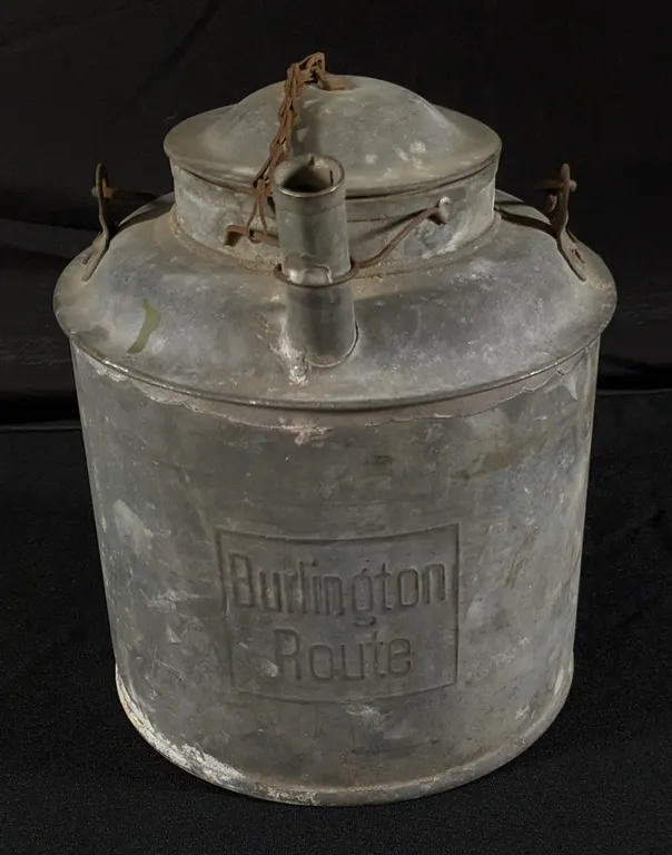 BURLINGTON ROUTE RAILROAD OIL - WATER - FUEL OIL CAN