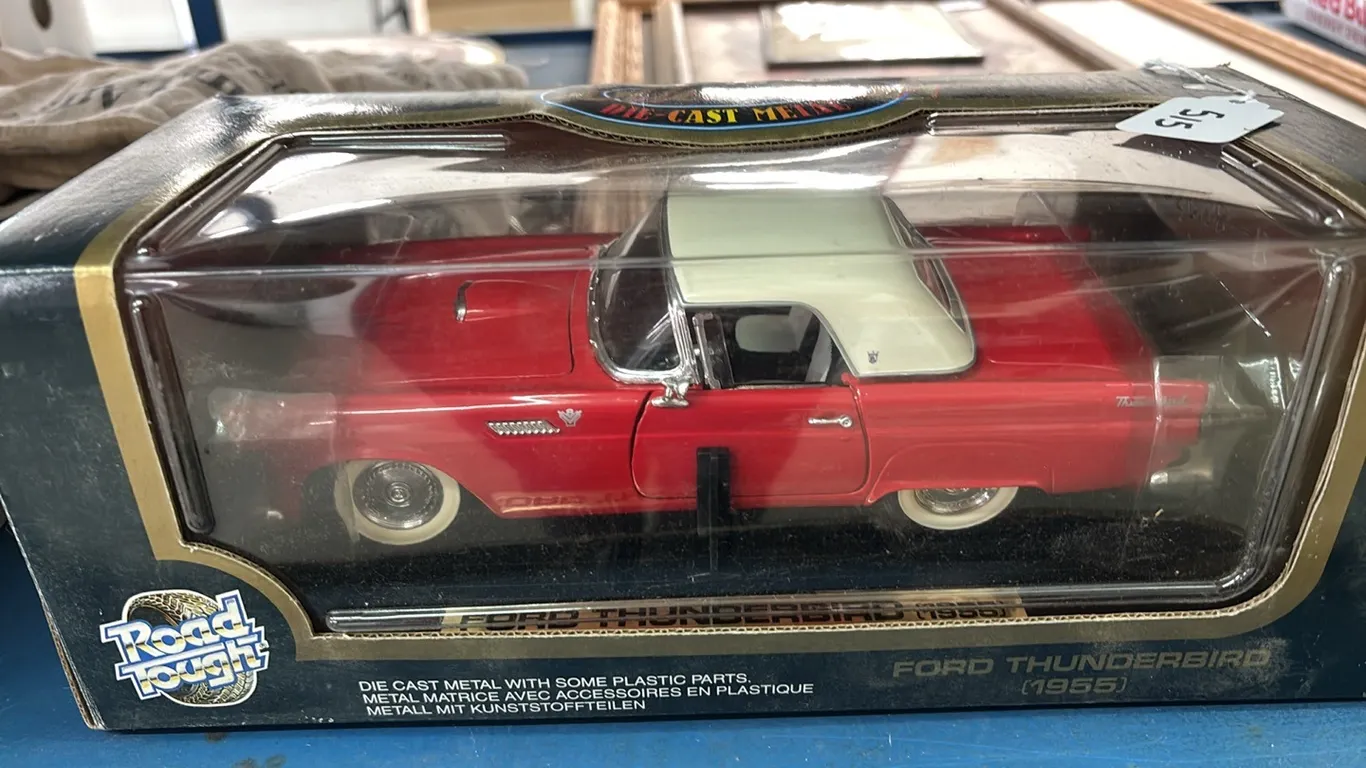 ROAD TOUGH DIE CAST METAL 1955 FORD THUNDERBIRD
