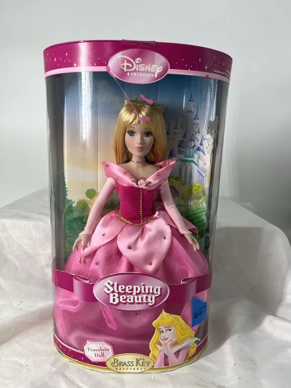 PORCELAIN SLEEPY BEAUTY DISNEY
