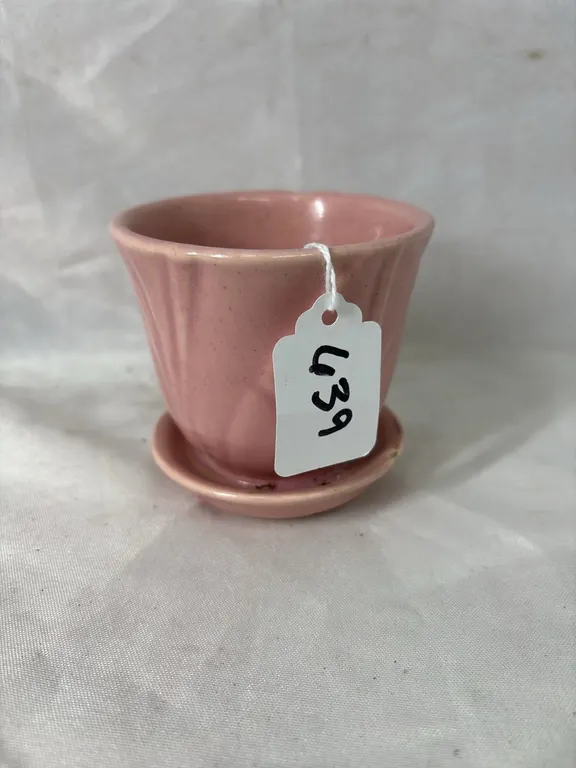 SMALL PINK PLANTER UNMARKED