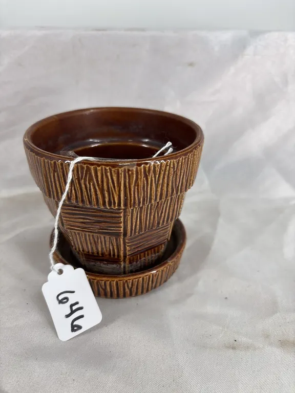 MCCOY BROWN SMALL PLANTER
