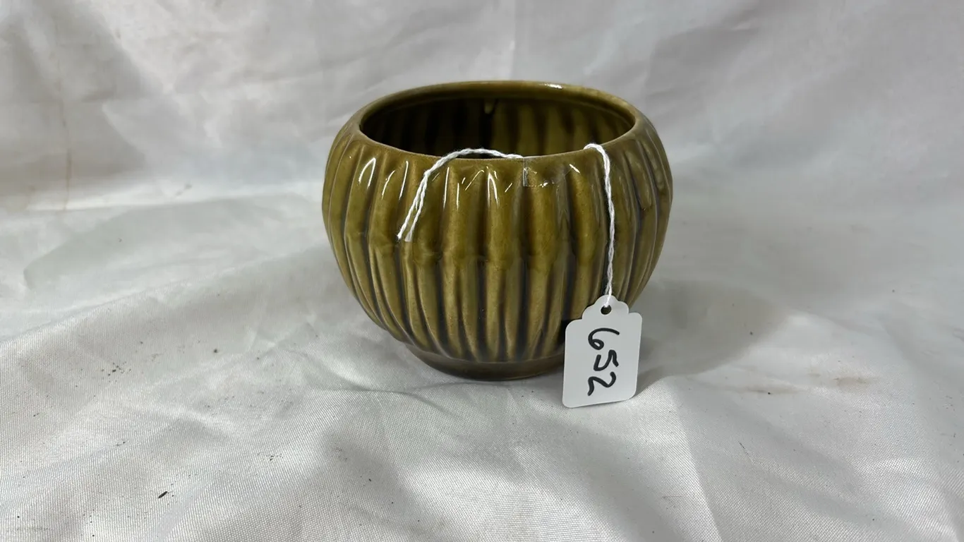 MCCOY GREEN DISH