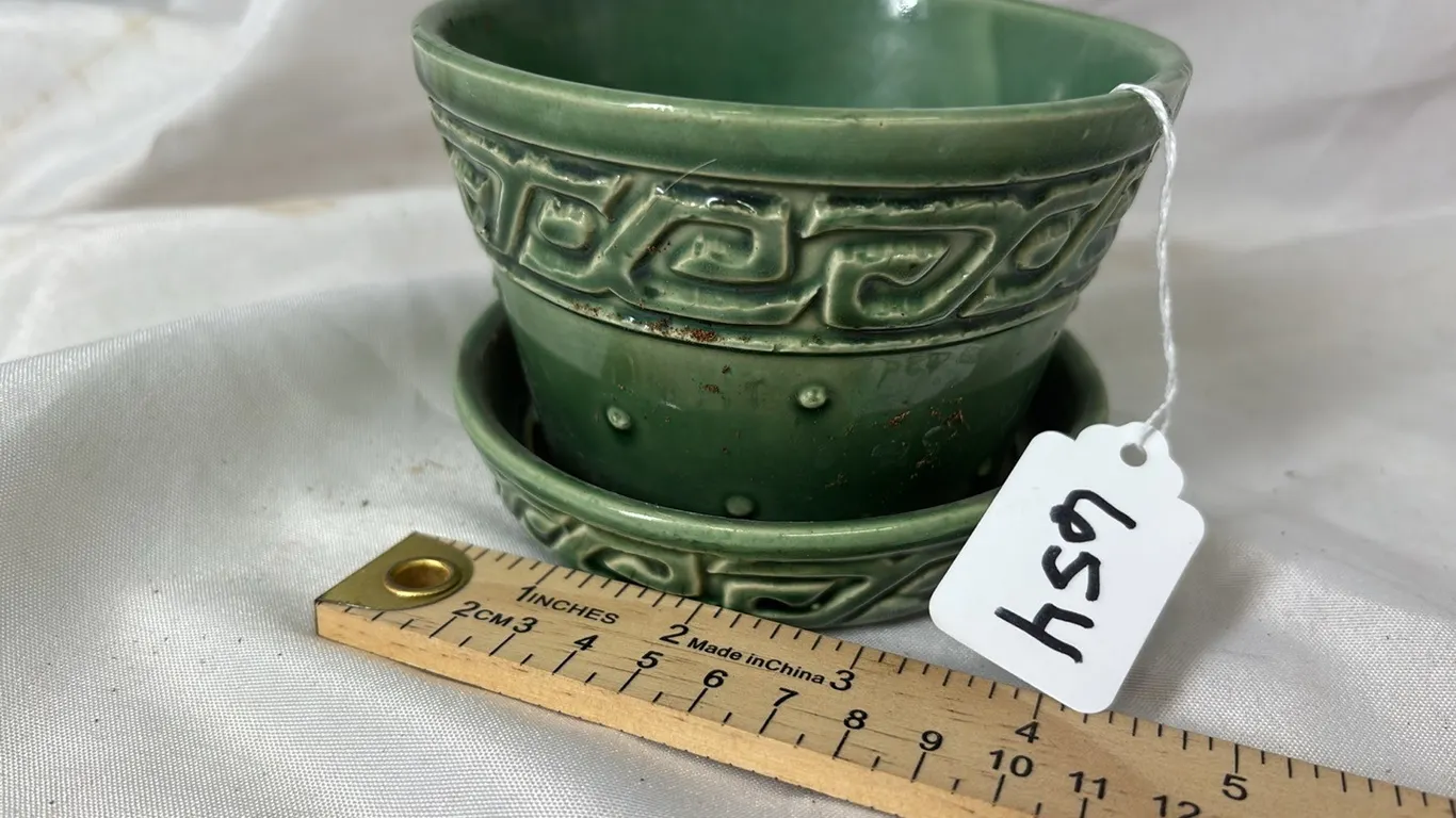 MCCOY SMALL GREEN PLANTER