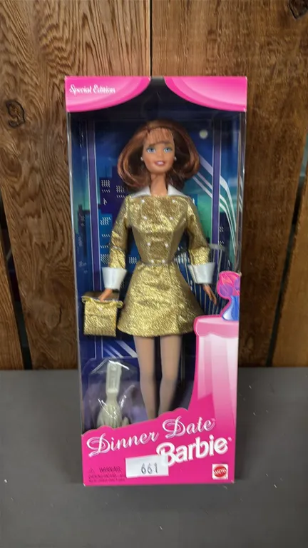 VINTAGE 1997 DINNER DATE BARBIE *IN ORIGINAL BOX*