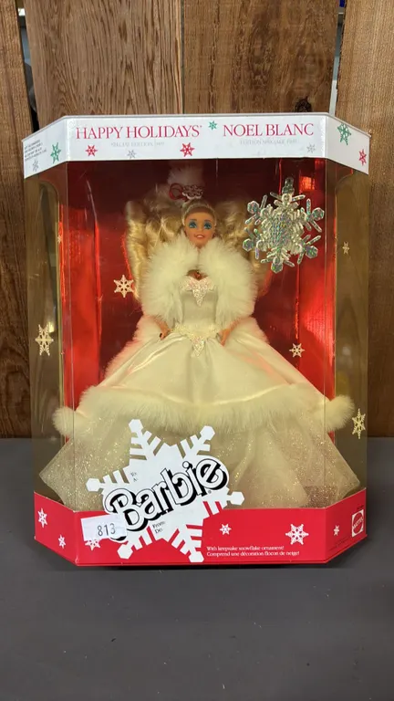 VINTAGE 1989 HAPPY HOLIDAYS BARBIE*IN ORIGINAL BOX*