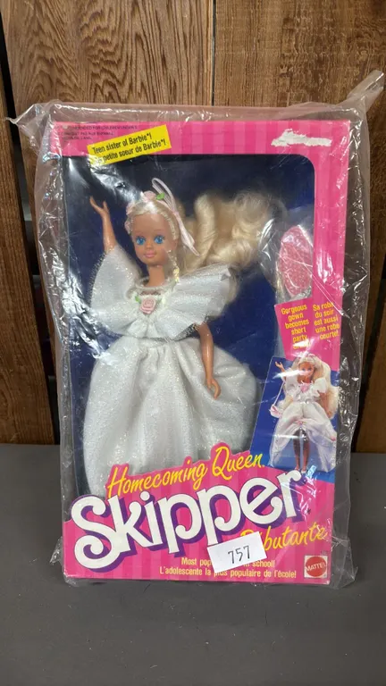 VINTAGE 1988 HOMECOMING QUEEN SKIPPER *IN ORIGINAL BOX*