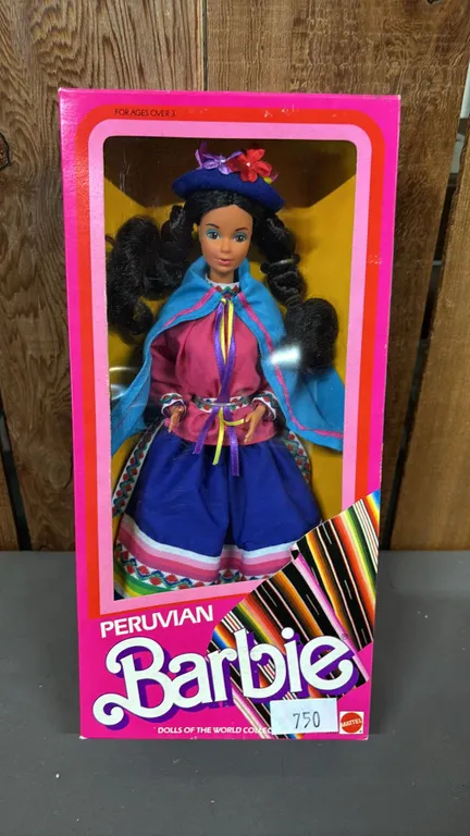 VINTAGE 1985 DOLLS OF THE WORLD COLLECTION PERUVIAN BARBIE *IN ORIGINAL BOX*