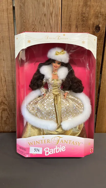 VINTAGE 1995 WINTER FANTASY BARBIE *IN ORIGINAL BOX*