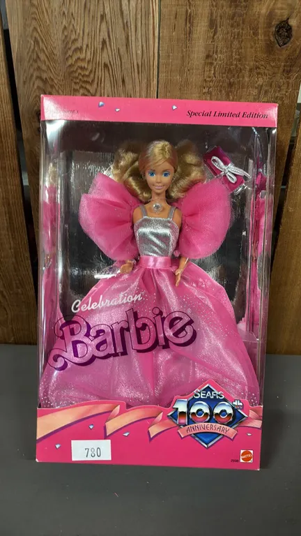 VINTAGE 1985 CELEBRATION BARBIE *IN ORIGINAL BOX*