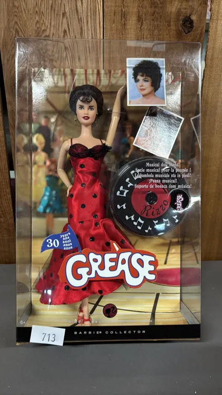 VINTAGE 2008 30 YEAR ANNIVERSARY GREASE RIZZO BARBIE W/MUSICAL DOLL STAND *IN ORIGINAL BOX*