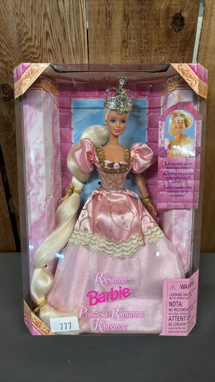 VINTAGE 1997 BARBIE RAPUNZEL *IN ORIGINAL BOX*