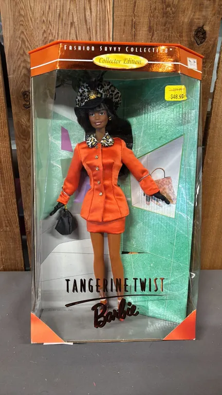 VINTAGE 1997 FASHION SAVVY COLLECTION TANGERINE TWIST BARBIE DESIGNED BY KITTY BLACK PERKINS