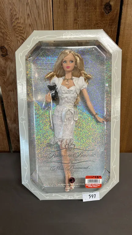 VINTAGE 2007 BIRTHSTONE BEAUTIES COLLECTION "MISS DIAMOND" APRIL BARBIE *IN ORIGINAL BOX*