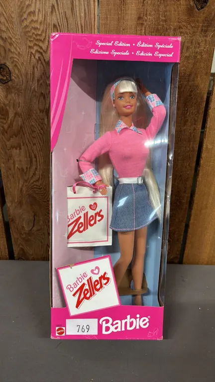 VINTAGE 1997 ZELLERS BARBIE *IN ORIGINAL BOX*