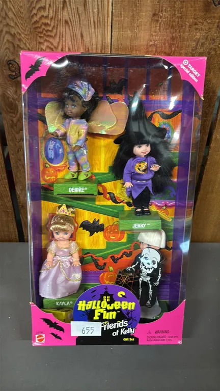 VINTAGE 1998 FRIENDS OF KELLY HALLOWEEN GIFT SET *IN ORIGINAL BOX*