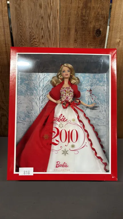 VINTAGE 2010 HOLIDAY BARBIE *IN ORIGINAL BOX*