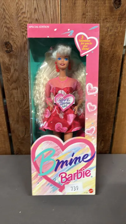 VINTAGE 1993 BMINE BARBIE *IN ORIGINAL BOX*