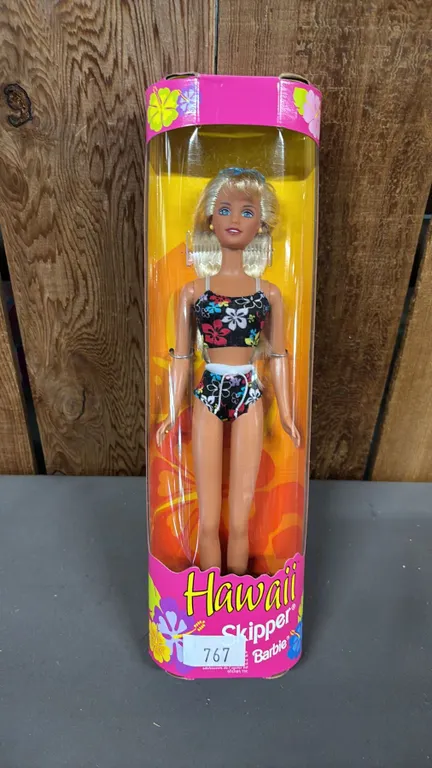 VINTAGE 1999 HAWAII SKIPPER *IN ORIGINAL BOX*