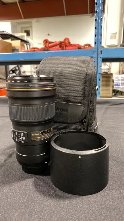 NIKON AF-S NIKKOR 300MM F/4E PF ED VR HIGH-PERFORMANCE PRIME TELEPHOTO LENS