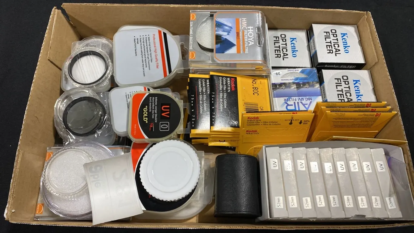 BOX OF ASSORTED FILTERS, FILTER HOLDERS & LENS CAPS