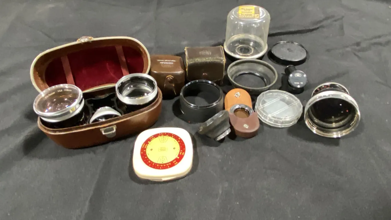 3 CARL ZEISS PRO-TESSAR LENSES (1:4 F=115MM, 1:3.2 F=85MM, 1:3.2 F=35MM) ASSORTED FILTERS & LENS