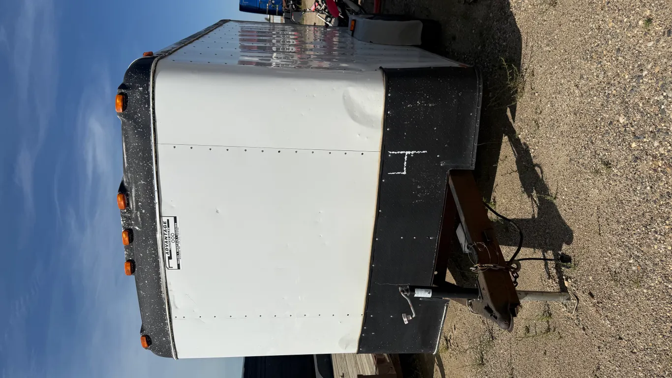 INTERSTATE TRAILER