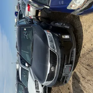2015  Kia  Sorento  AWD LX 4dr SUV