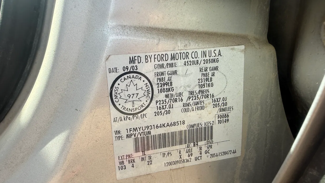2004 Ford Escape