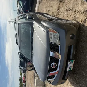 2005  Nissan  Pathfinder  XE 4WD 4dr SUV