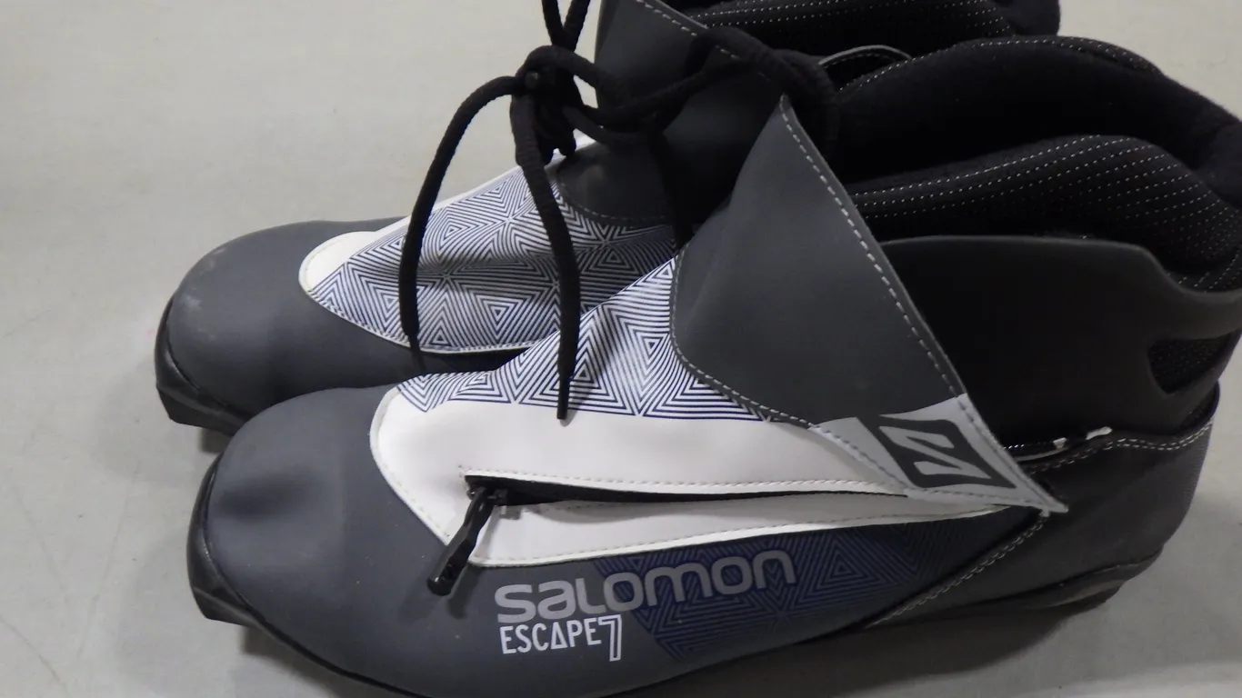 Salomon Escape 7 Cross-country ski boot (size 12.5) Salomon Escape 7