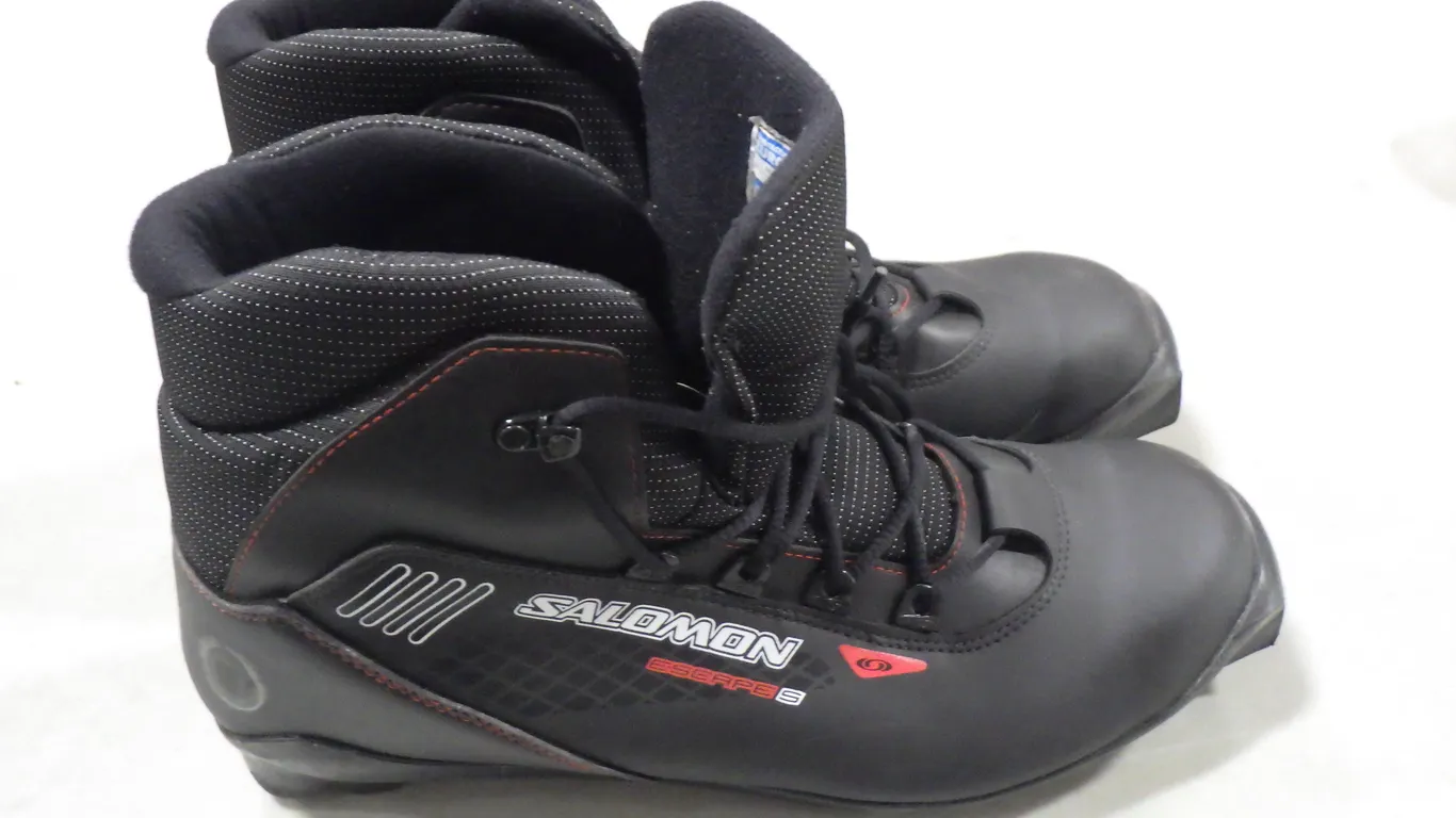 Salomon Escape 5 Cross-country ski boot (size 13) Salomon Escape 5