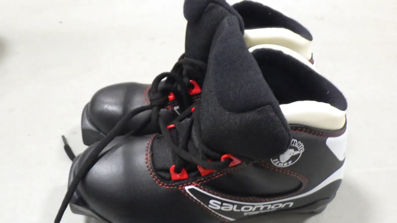 Salomon Team Cross-country ski boot (size 2) Salomon Team