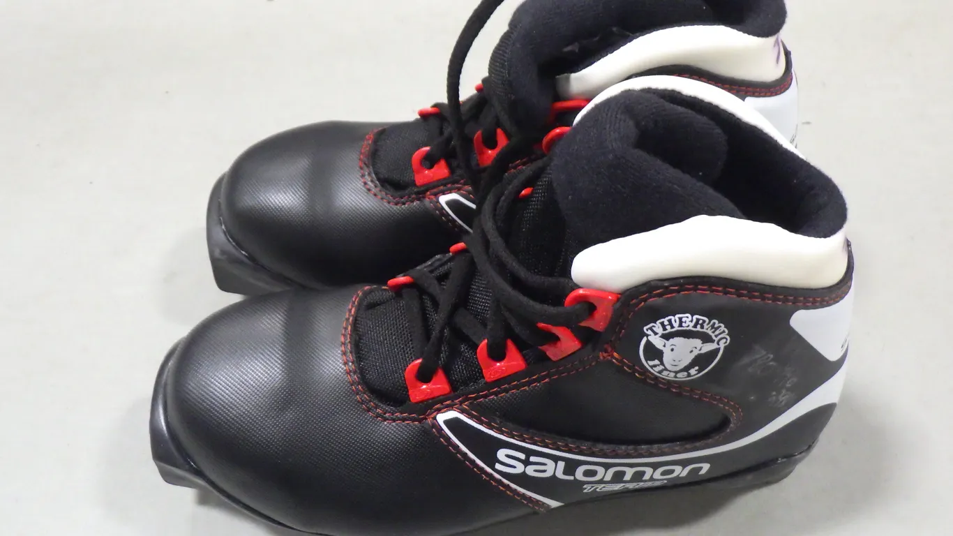 Salomon Team Cross-country ski boot (size 2) Salomon Team
