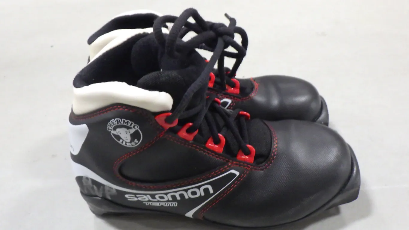 Salomon Team Cross-country ski boot (size 2.5) Salomon Team