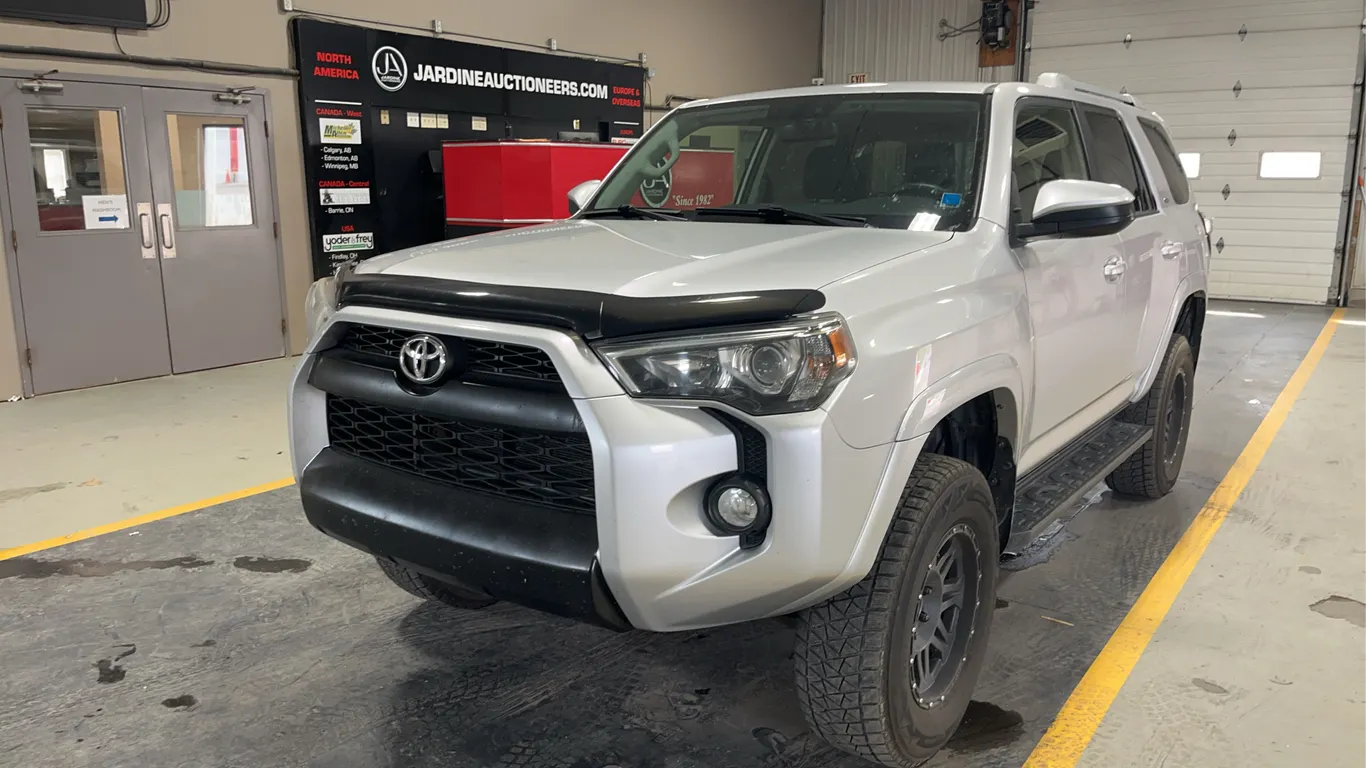 2015 Toyota 4Runner 4x4 SR5 4dr SUV