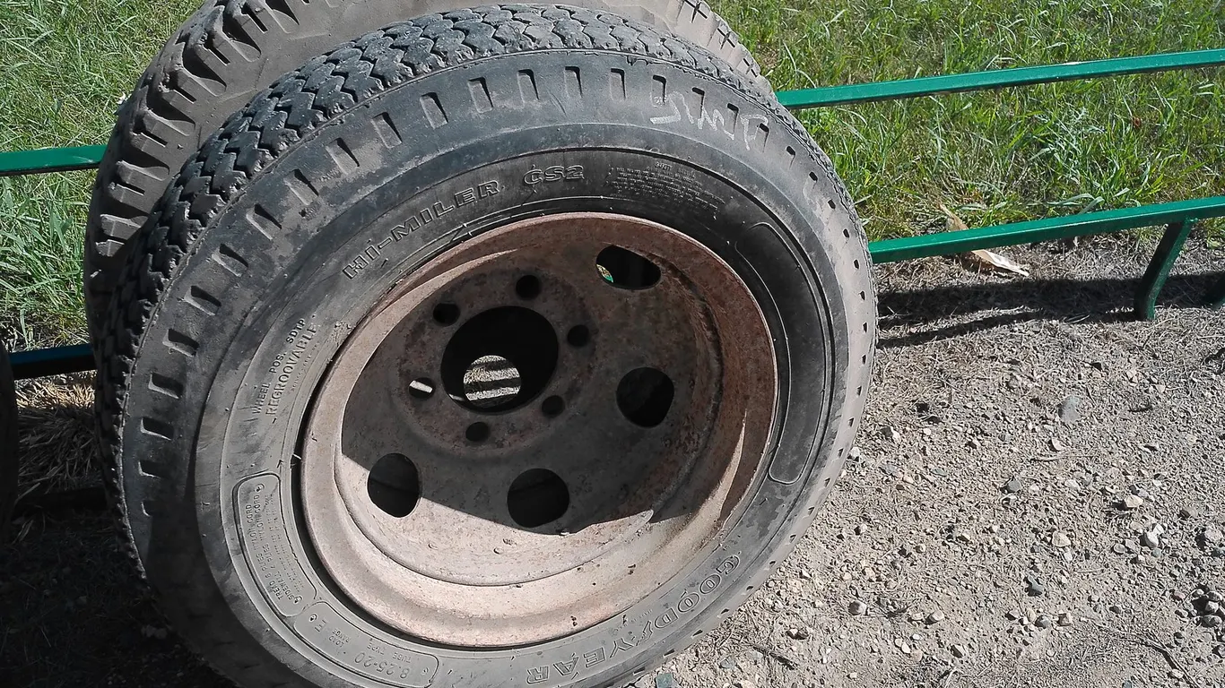 8.25x20 Truck Tires on 6 Bolt Wheels