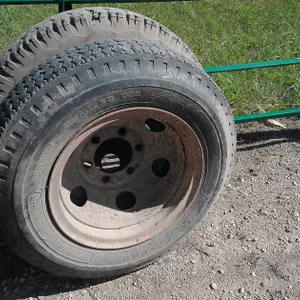8.25x20 Truck Tires on 6 Bolt Wheels