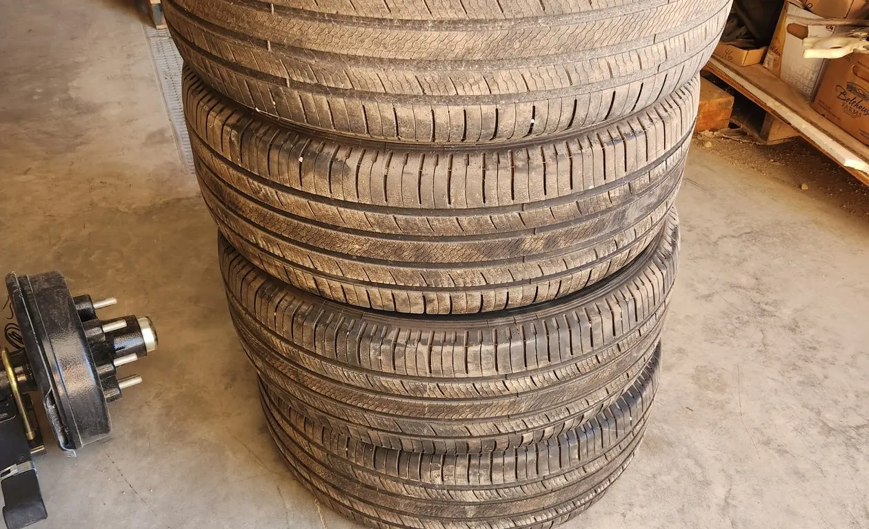 Michelin tires 265/60R18 set of 4