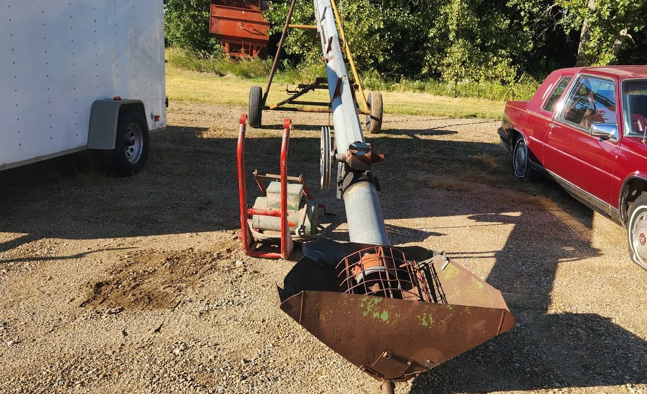 Hutchinson 8"x47' Auger w/7.5 hp Electric Motor