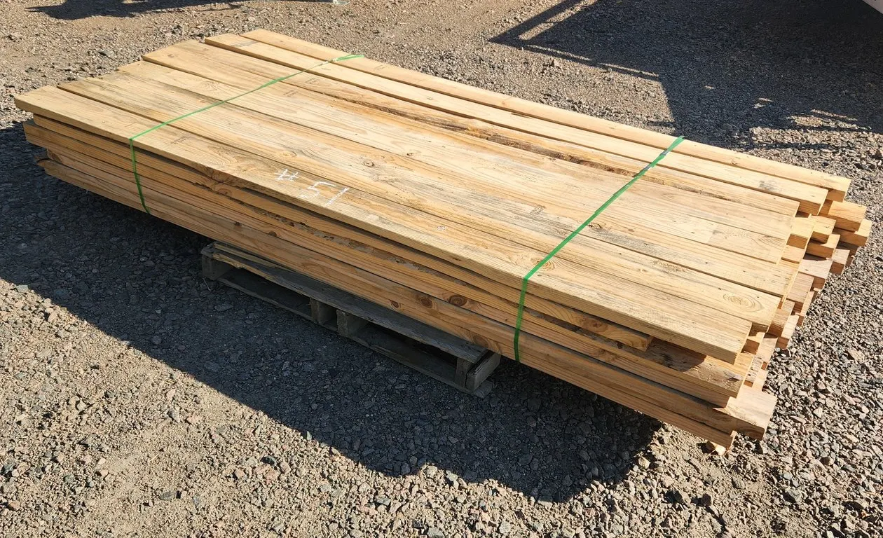 LUMBER 2X6 MOSTLY 8' LONG 56 boards