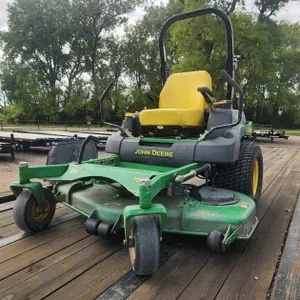 JD 757 61" Zero Turn Mower w/Kawasaki Engine