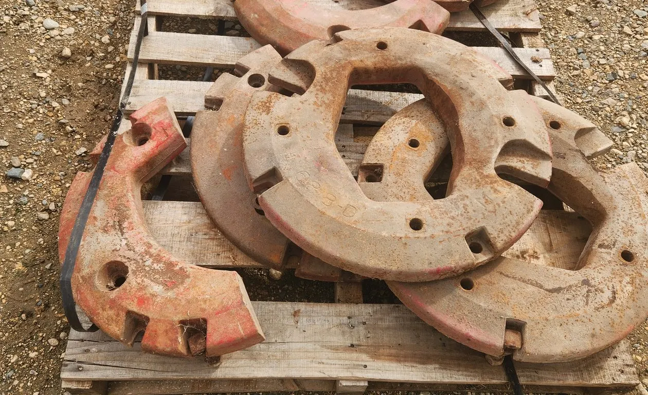 2-IH split wheel weights & 2 IH solid wheel weights