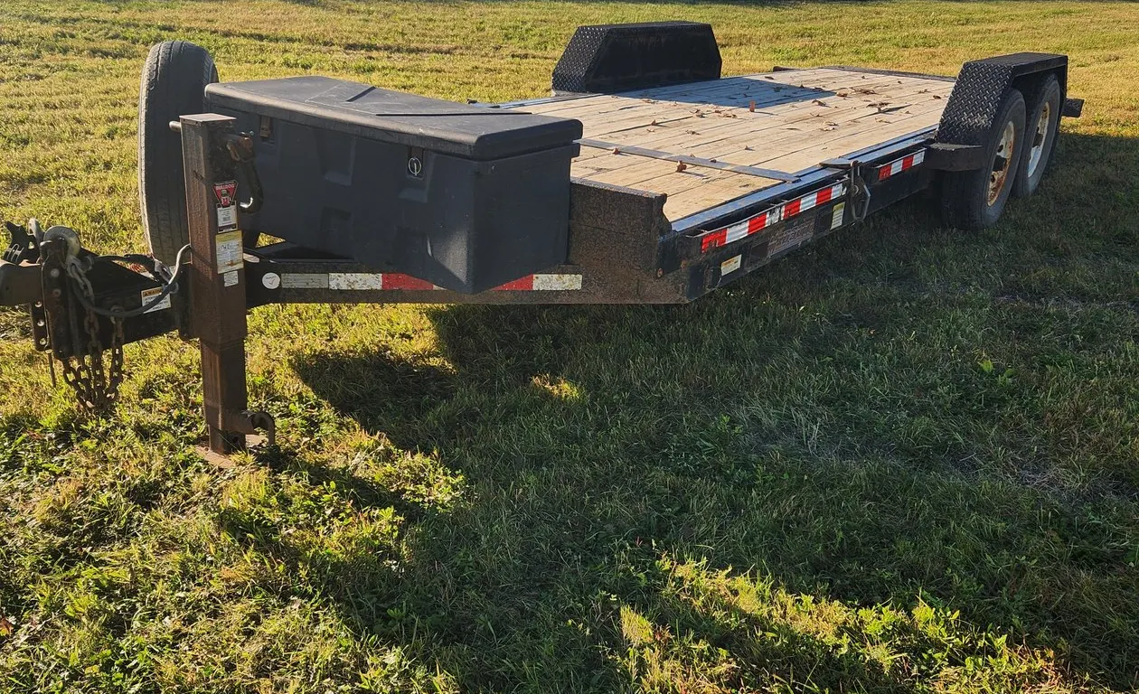 2014 Midsota 20' Tiltbed Trailer with 7,000 lb. axles *Just serviced, all lights & brakes work*