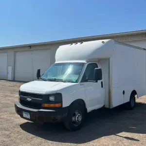 2008 Chevrolet Express 3500 Box Truck