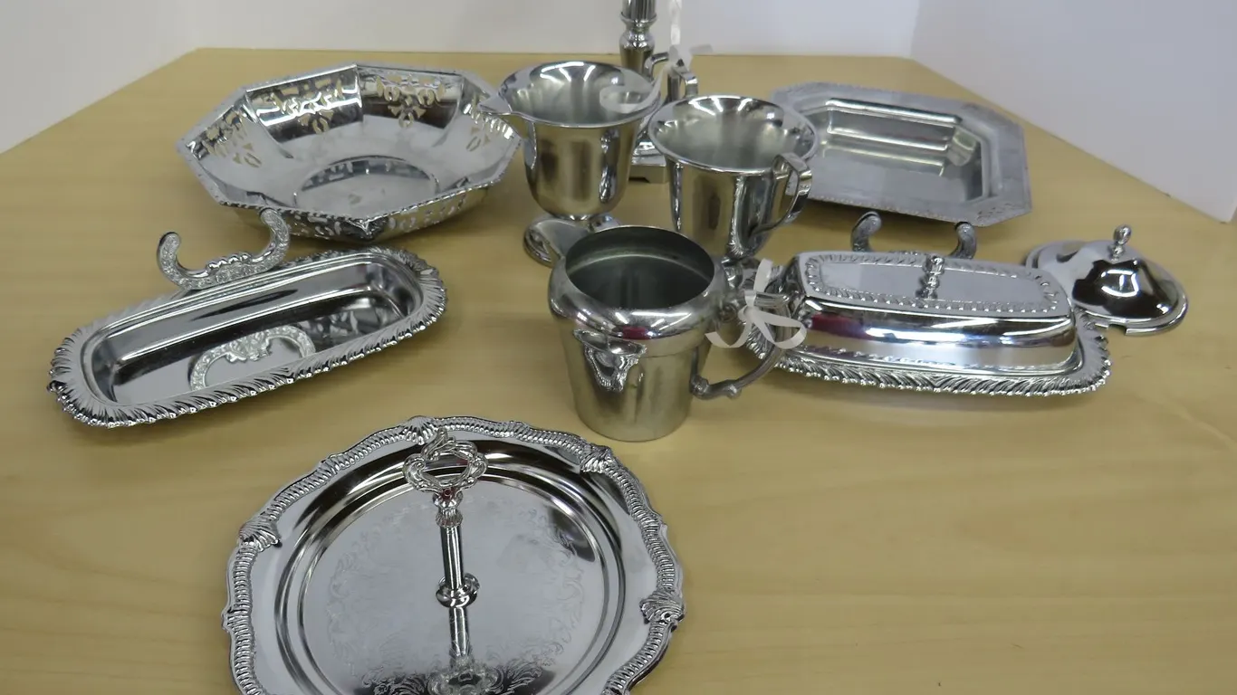 Stainless Serving Pieces