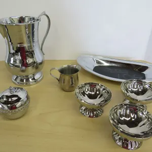 Stainless Steel Serving Pieces