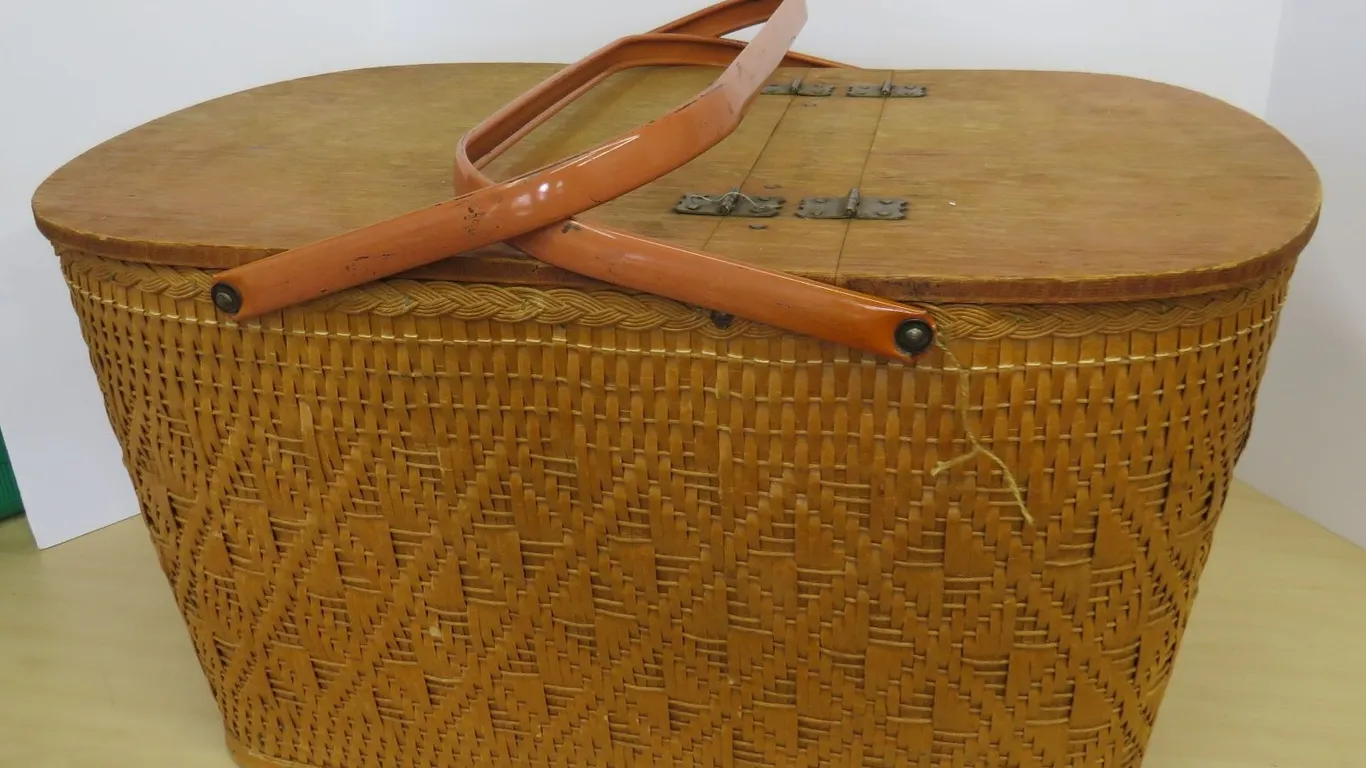 Vintage Picnic Basket